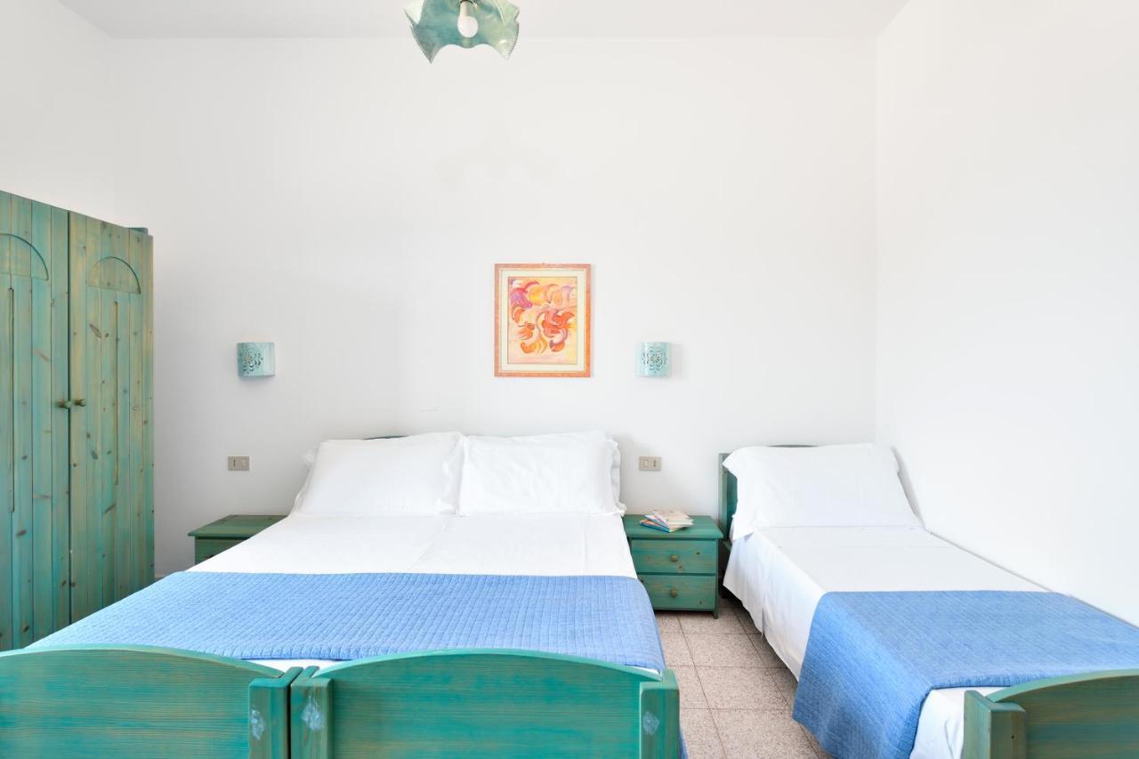 S'Enis Monte Maccione Hotel Олиена Екстериор снимка