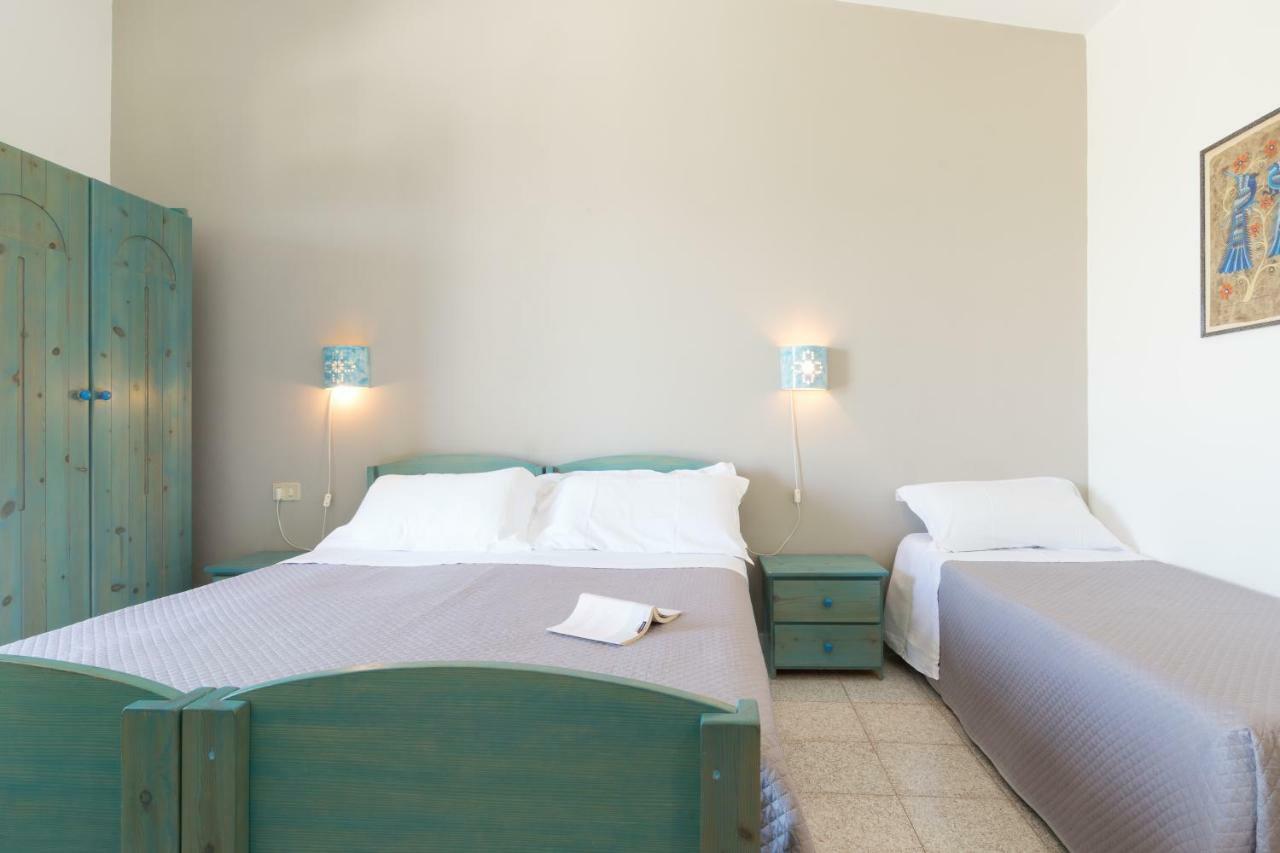 S'Enis Monte Maccione Hotel Олиена Екстериор снимка